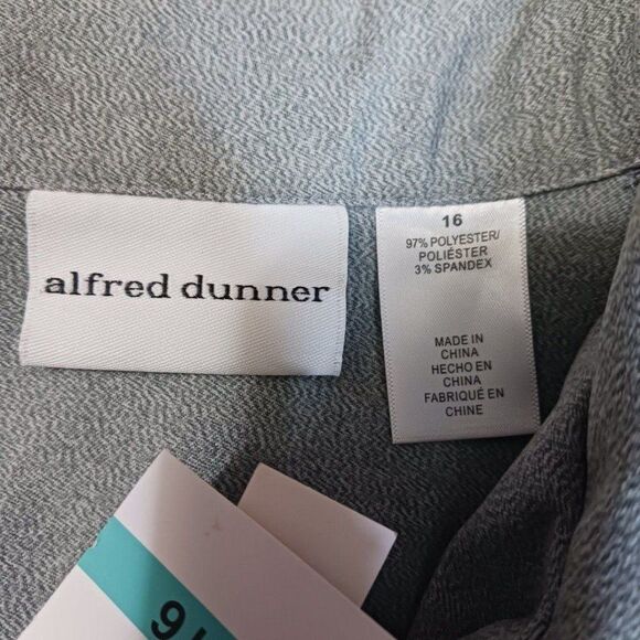 Alfred Dunner Women's size 16 Button Down Long Sleeve Shirt Top - Picture 3 of 10